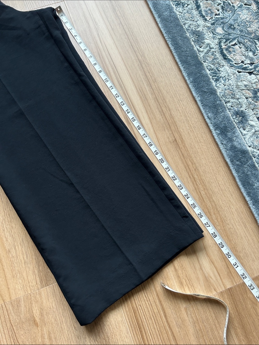 Aritzia The Effortless Pant *Wider - Picture 5 of 9